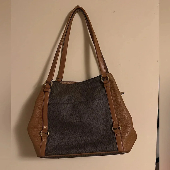 LARGE SHOULDER BAG - Picture 2 of 3